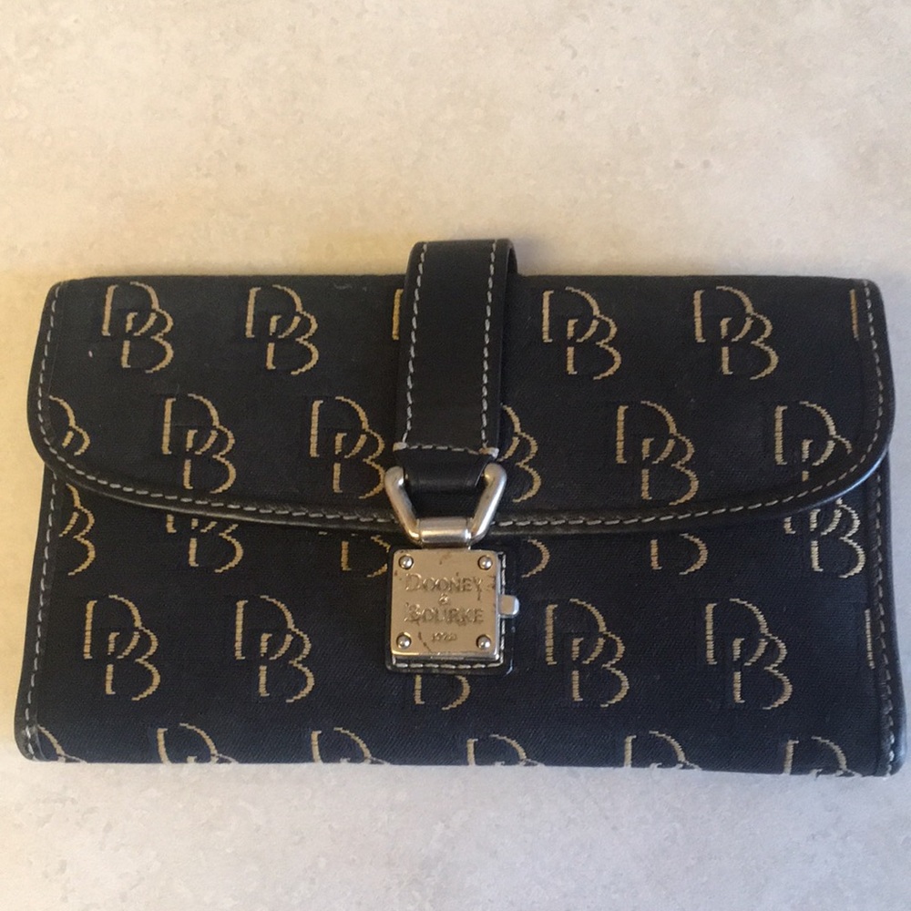 Dooney and Bourke Wallet